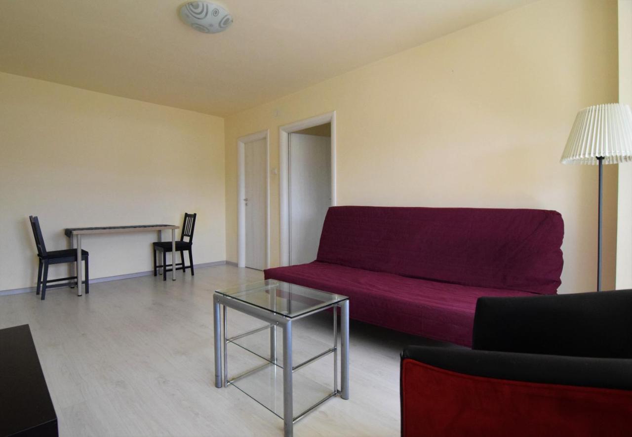 Gara De Nord - Resedinta Lui Calin Apartment Bucharest Exterior photo